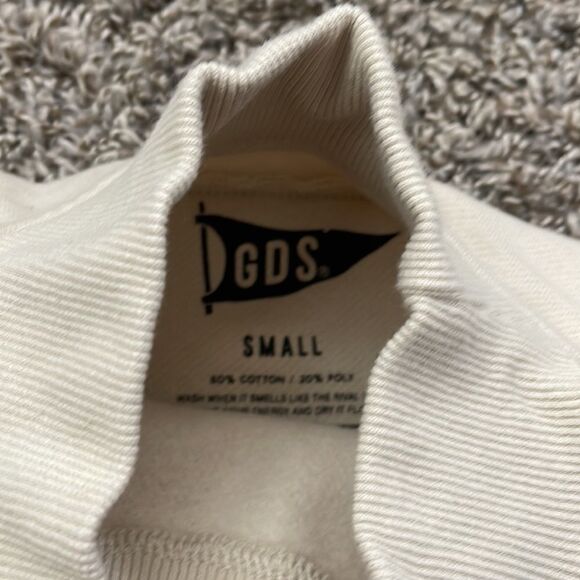 NDSU Mock neck sweatshirt - Picture 3 of 3